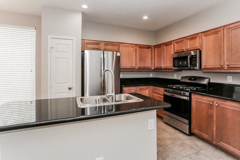 2,400/Mo, 3568 Meridale Dr Las Vegas, NV 89147 Kitchen View 2
