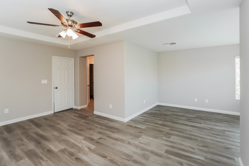 2,400/Mo, 3568 Meridale Dr Las Vegas, NV 89147 Main Bedroom View 2