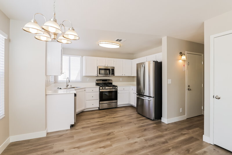 2,310/Mo, 1712 Montavo Ave Henderson, NV 89074 Kitchen View