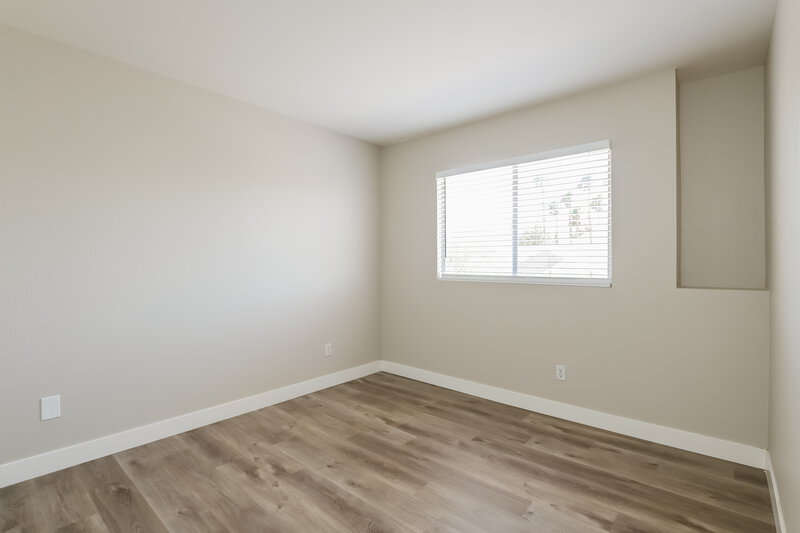 2,310/Mo, 1712 Montavo Ave Henderson, NV 89074 Bedroom View 2