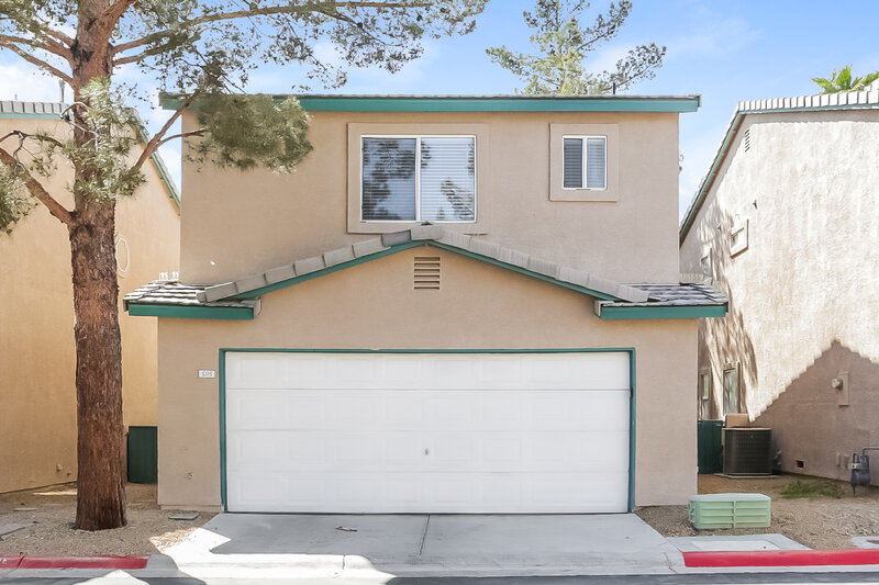 1,755/Mo, 5115 Souvenir Ln Las Vegas, NV 89118 External View