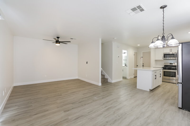 1,755/Mo, 5115 Souvenir Ln Las Vegas, NV 89118 Living Room View 2