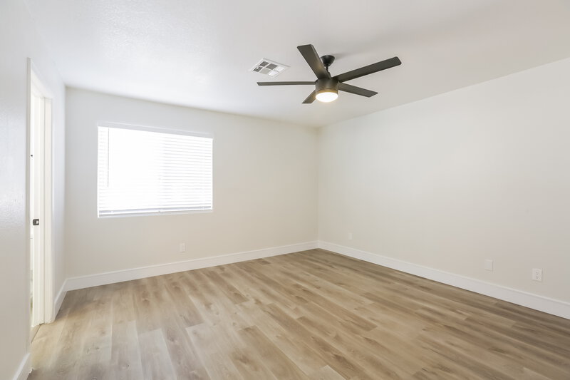 1,755/Mo, 5115 Souvenir Ln Las Vegas, NV 89118 Main Bedroom View