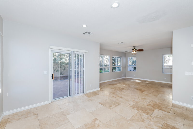2,245/Mo, 10413 Gunpowder Falls St Las Vegas, NV 89183 Breakfast Nook View