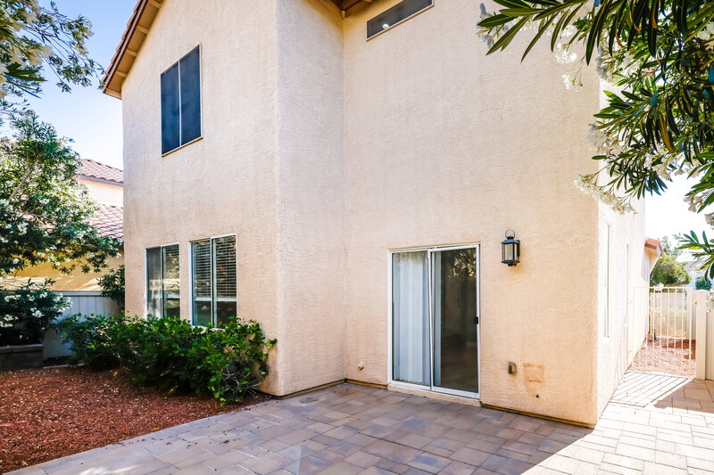 2,245/Mo, 10413 Gunpowder Falls St Las Vegas, NV 89183 Rear View