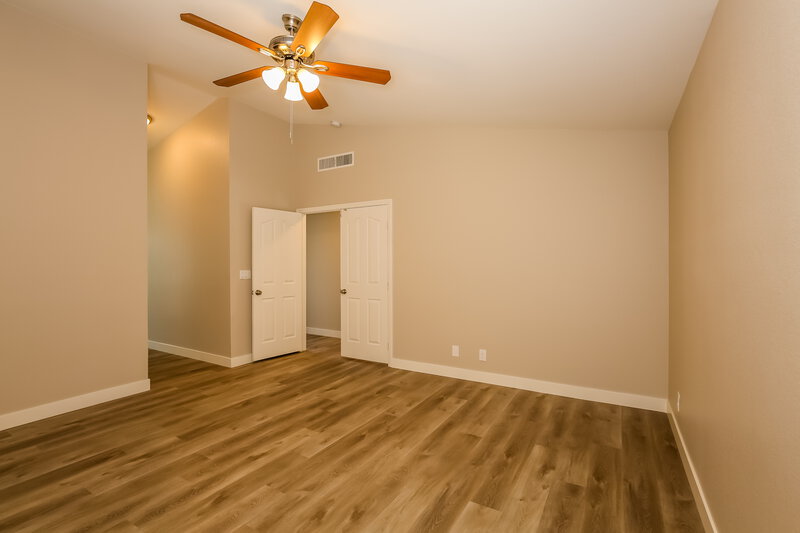 2,470/Mo, 5616 Red Bluff Dr Las Vegas, NV 89130 Main Bedroom View 2