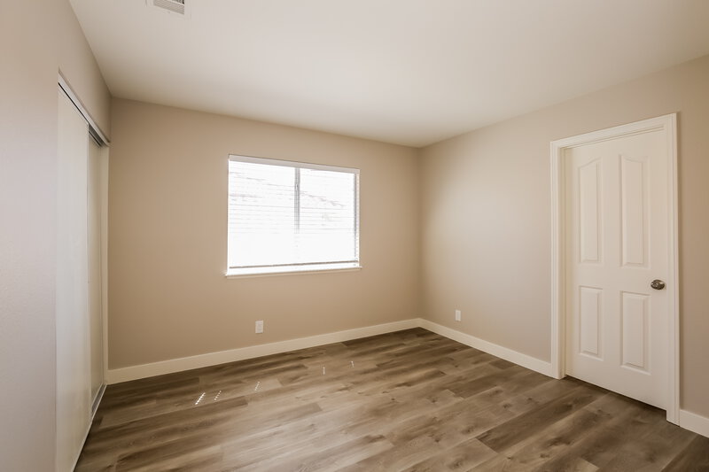 2,470/Mo, 5616 Red Bluff Dr Las Vegas, NV 89130 Bedroom View