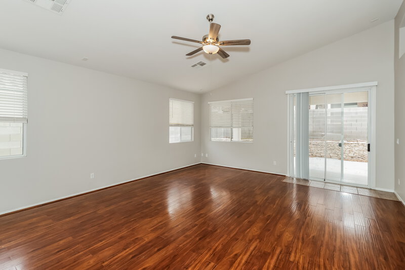 2,095/Mo, 71 Saint Johns Wood Ave Henderson, NV 89002 Living Room View