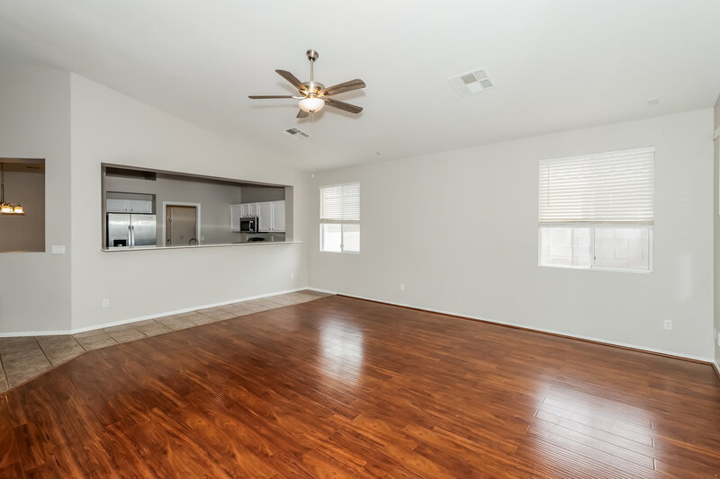 2,095/Mo, 71 Saint Johns Wood Ave Henderson, NV 89002 Living Room View 4