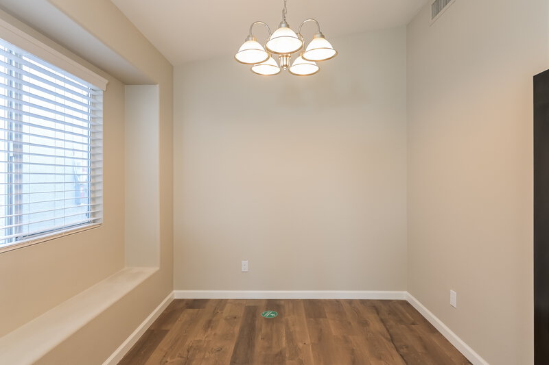 2,270/Mo, 330 Island Reef Ave Henderson, NV 89012 Dining Room View 2