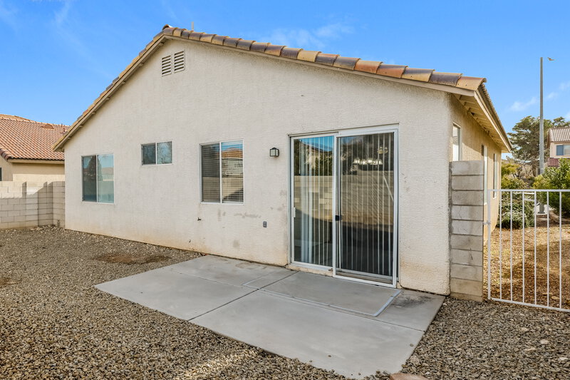 1,960/Mo, 9782 Vista Crest Ave Las Vegas, NV 89148 Rear View