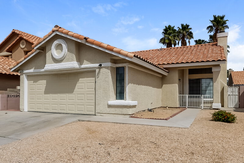 2,100/Mo, 1338 Operetta Way Las Vegas, NV 89119 Front View