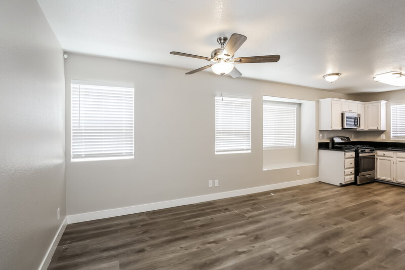 2,120/Mo, 2739 Wild Cactus Ct Las Vegas, NV 89156 Floorplan View 3