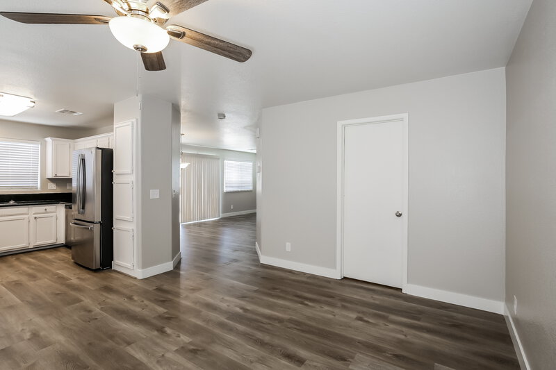 2,120/Mo, 2739 Wild Cactus Ct Las Vegas, NV 89156 Floorplan View 4