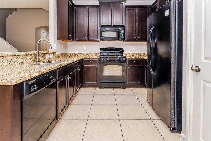 2,325/Mo, 9519 Vega Carpio Ave Las Vegas, NV 89178 Kitchen View