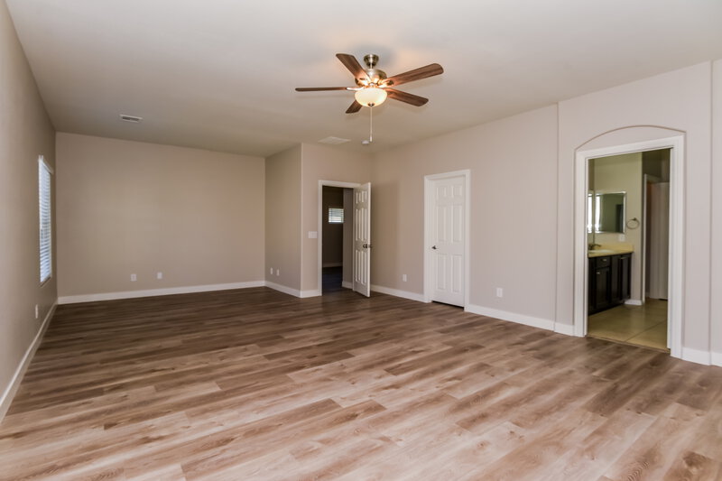 2,325/Mo, 9519 Vega Carpio Ave Las Vegas, NV 89178 Main Bedroom View