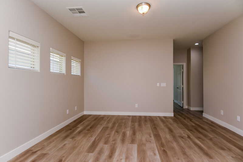 2,325/Mo, 9519 Vega Carpio Ave Las Vegas, NV 89178 Bedroom View 4