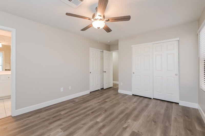 2,310/Mo, 5007 Pine Mountain Ave Las Vegas, NV 89139 Main Bedroom View