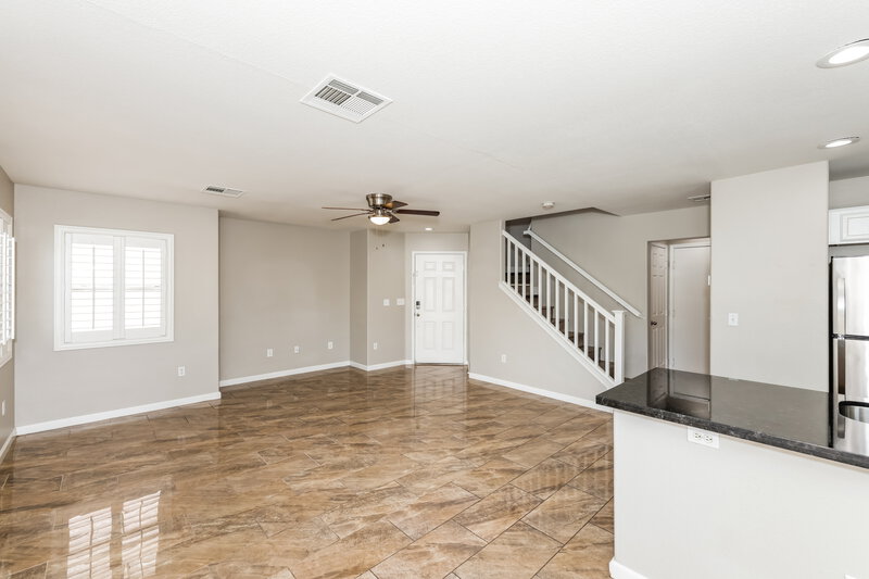 2,090/Mo, 9327 Pyrope Ct Las Vegas, NV 89148 Family Room View 4