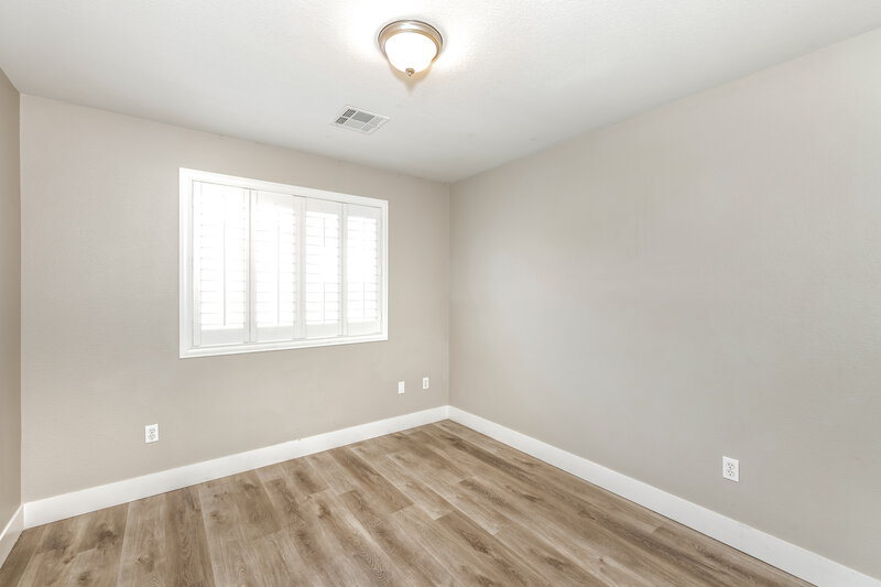 2,090/Mo, 9327 Pyrope Ct Las Vegas, NV 89148 Bedroom View
