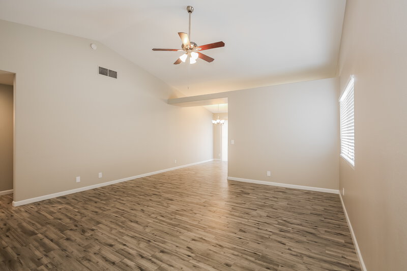 2,070/Mo, 5001 Chambliss Dr Las Vegas, NV 89130 Living Room View