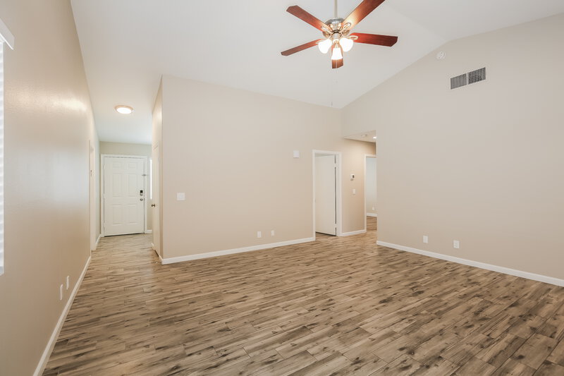 2,070/Mo, 5001 Chambliss Dr Las Vegas, NV 89130 Living Room View 2