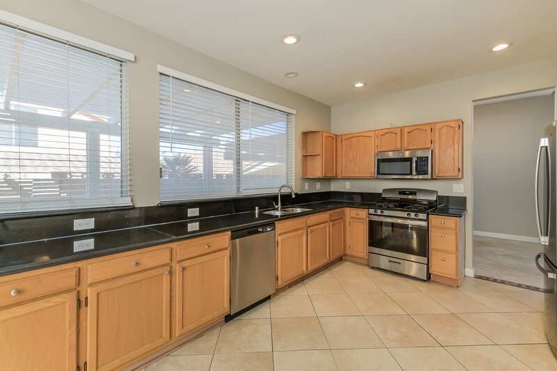 2,400/Mo, 1732 Blanchard Dr Henderson, NV 89074 Kitchen View