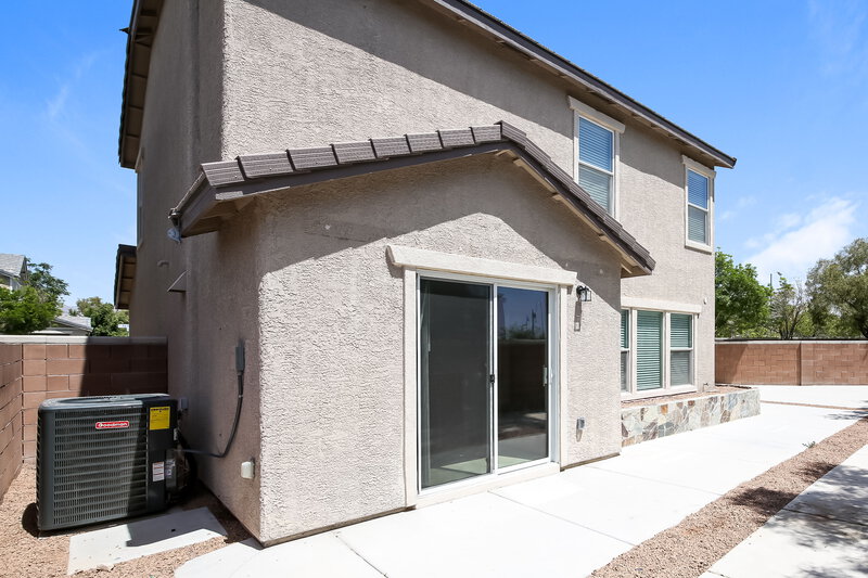 1,975/Mo, 413 Big Cliff Ave North Las Vegas, NV 89031 Rear View 2