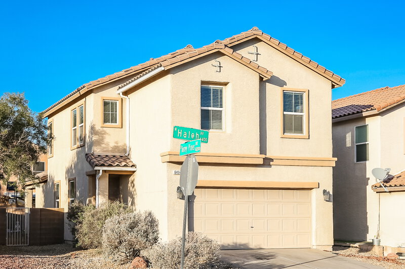 1,950/Mo, 6494 W Haleh Ave Las Vegas, NV 89141 Front View