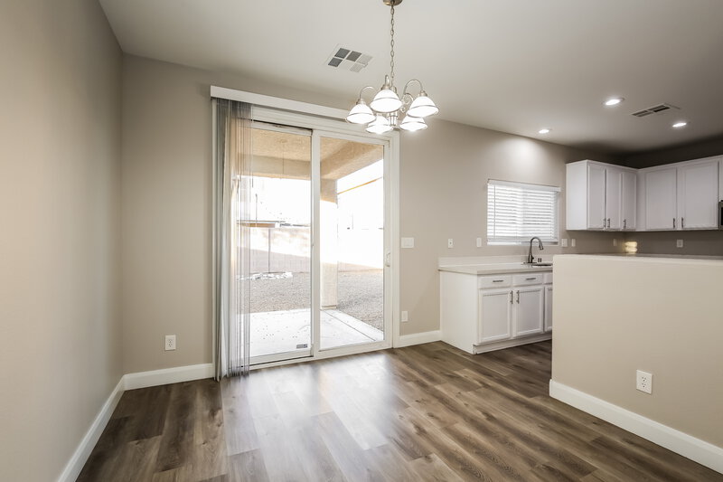 1,950/Mo, 6494 W Haleh Ave Las Vegas, NV 89141 Dining Room View