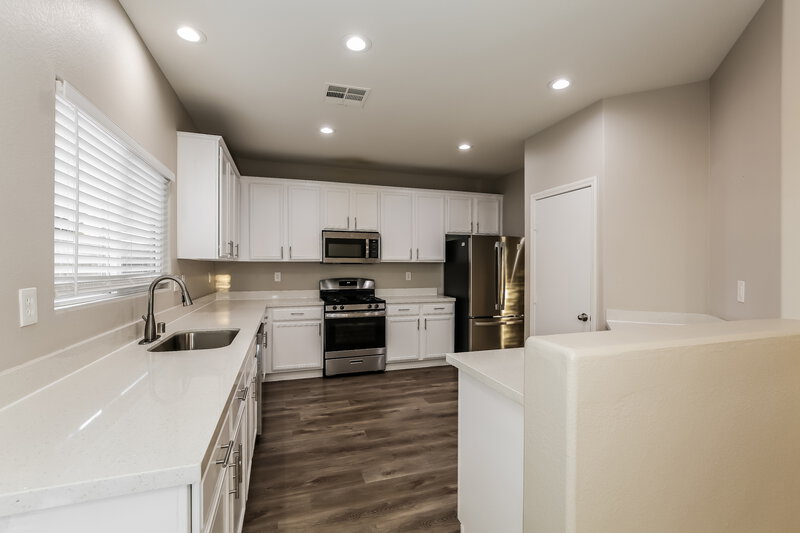 1,950/Mo, 6494 W Haleh Ave Las Vegas, NV 89141 Kitchen View