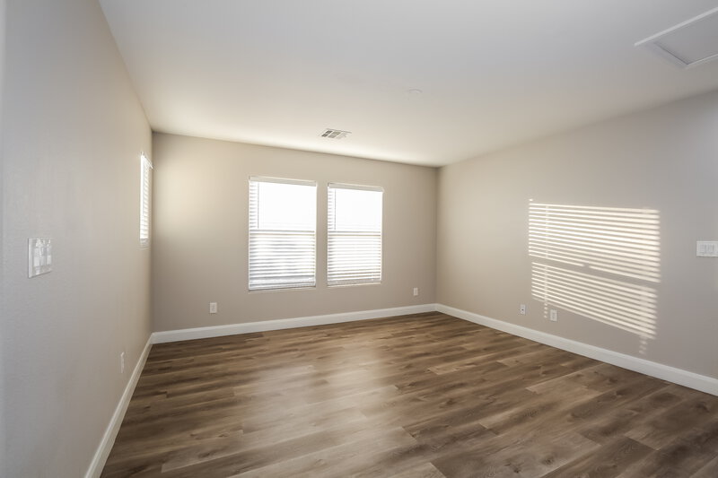 1,950/Mo, 6494 W Haleh Ave Las Vegas, NV 89141 Loft View