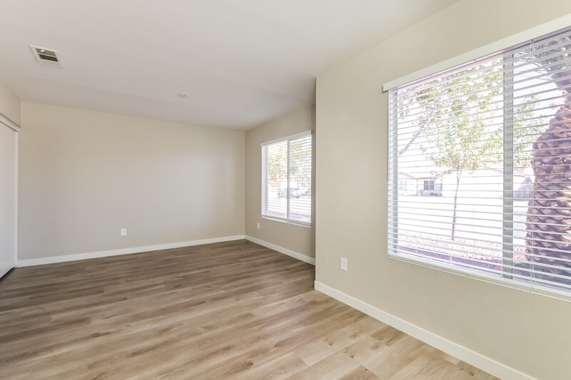 3,110/Mo, 1042 Juniper Ridge Ave Henderson, NV 89015 Bedroom View