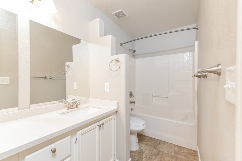 3,110/Mo, 1042 Juniper Ridge Ave Henderson, NV 89015 Bathroom View
