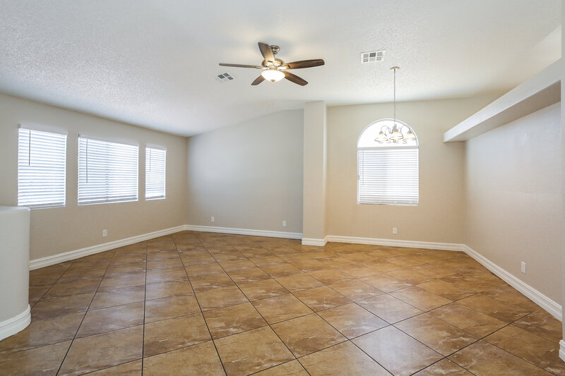 2,205/Mo, 3405 W Red Coach Ave North Las Vegas, NV 89031 Living Room View 3