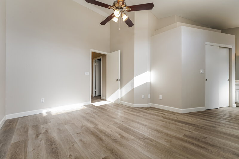 2,015/Mo, 3639 Covewick Dr North Las Vegas, NV 89032 Living Room View 2