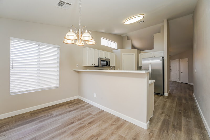2,015/Mo, 3639 Covewick Dr North Las Vegas, NV 89032 Dining Room View 2