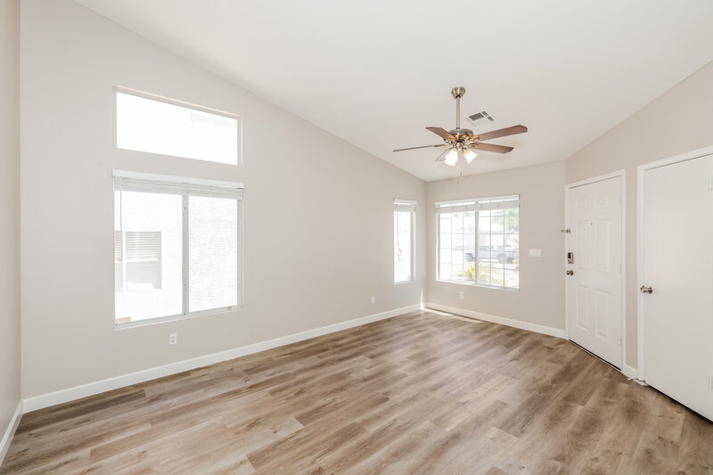 1,955/Mo, 3639 Covewick Dr North Las Vegas, NV 89032 Living Room View 4
