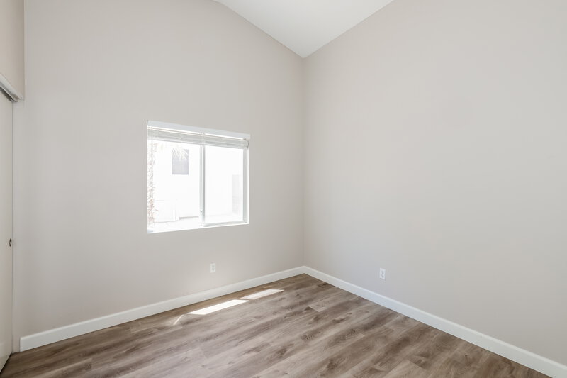 1,955/Mo, 3639 Covewick Dr North Las Vegas, NV 89032 Bedroom View 2