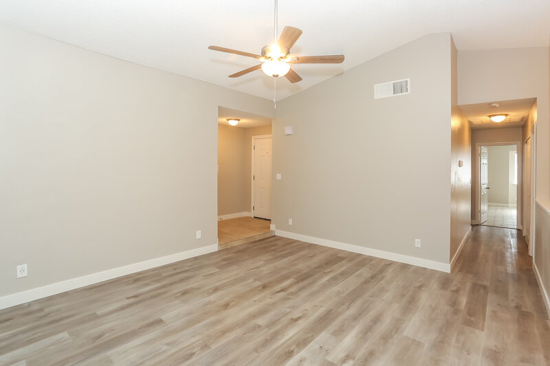 2,020/Mo, 5221 Shady Grove Ln Las Vegas, NV 89130 Living Room View 2