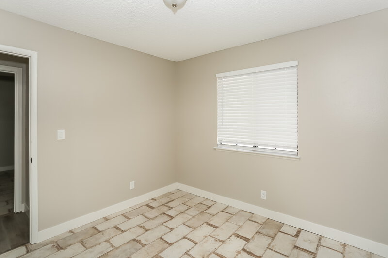 2,020/Mo, 5221 Shady Grove Ln Las Vegas, NV 89130 Bedroom View 2