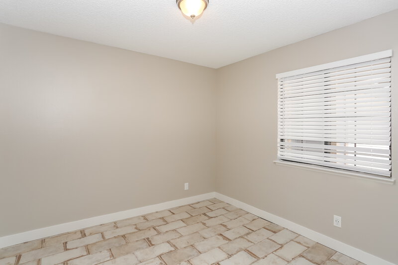 2,020/Mo, 5221 Shady Grove Ln Las Vegas, NV 89130 Bedroom View 3