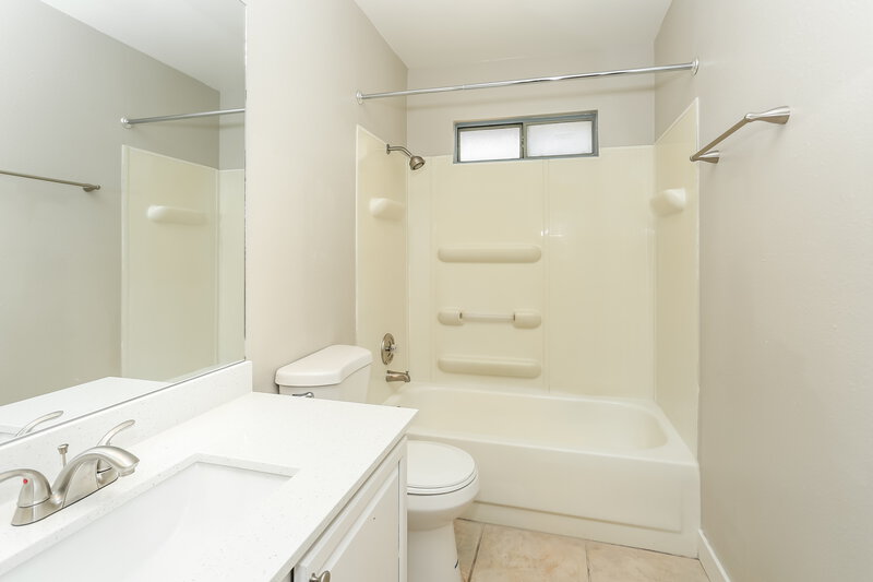 2,020/Mo, 5221 Shady Grove Ln Las Vegas, NV 89130 Bathroom View