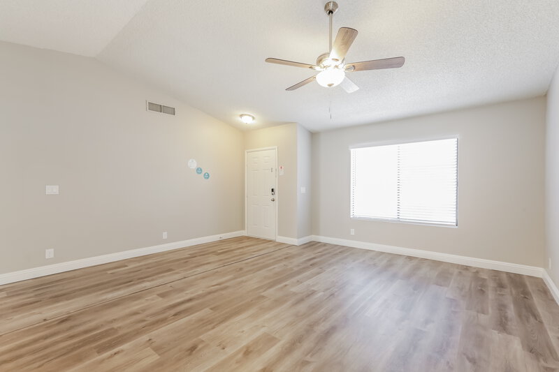 2,510/Mo, 3145 Laurel Ave Henderson, NV 89014 Sitting Room View