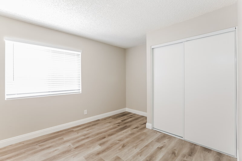 2,510/Mo, 3145 Laurel Ave Henderson, NV 89014 Bedroom View 2