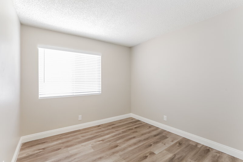 2,510/Mo, 3145 Laurel Ave Henderson, NV 89014 Bedroom View 3