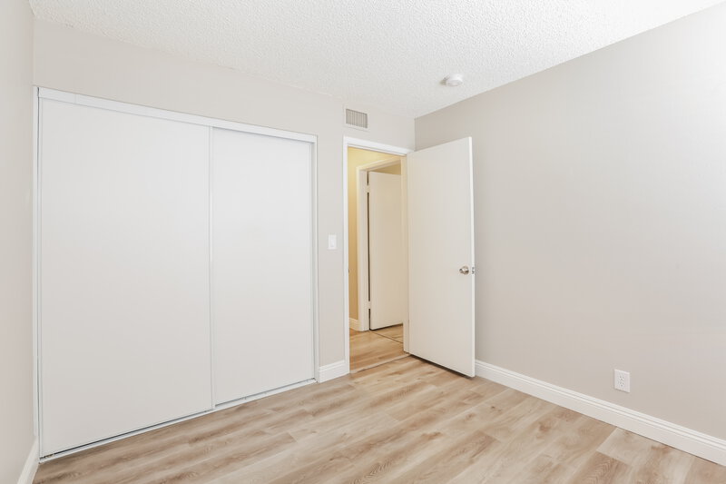 2,510/Mo, 3145 Laurel Ave Henderson, NV 89014 Bedroom View 4