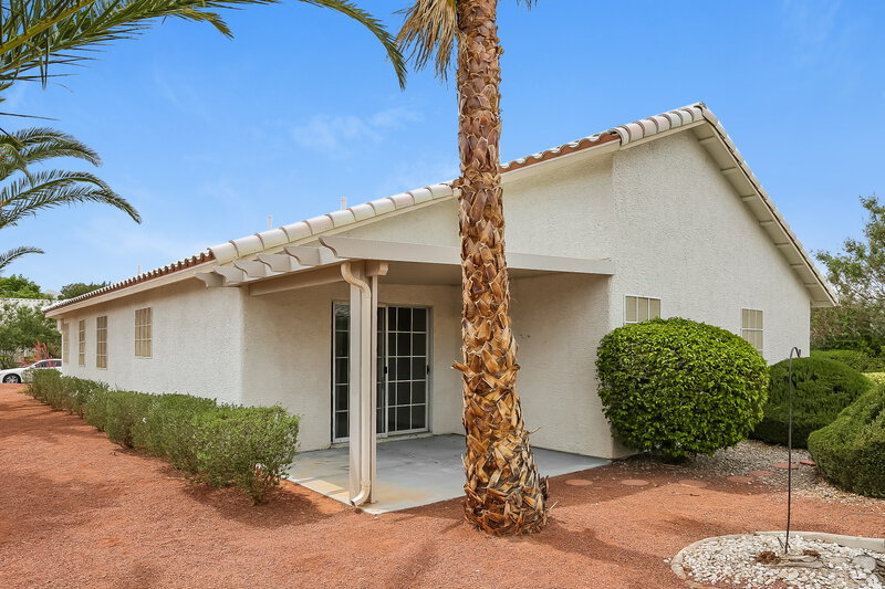 2,200/Mo, 5404 Fountain Palm St Las Vegas, NV 89130 Rear View