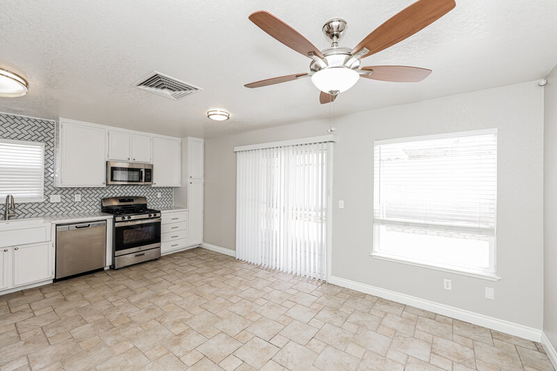 2,205/Mo, 350 Keating St Henderson, NV 89074 Dining Room View