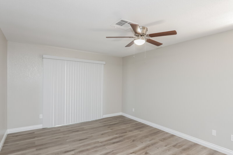 2,350/Mo, 350 Keating St Henderson, NV 89074 Main Bedroom View